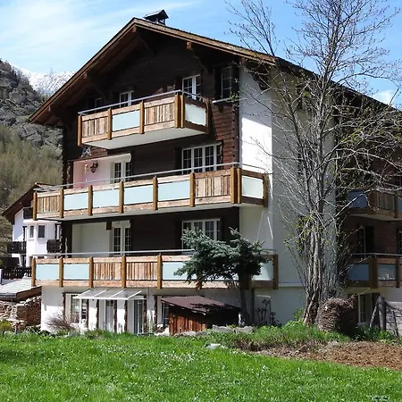Haus Alpenperle * Saas-Almagell