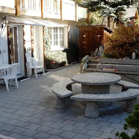 Haus Alpenperle * Saas-Almagell