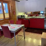 Haus Alpenperle アパート サース・アルマゲル