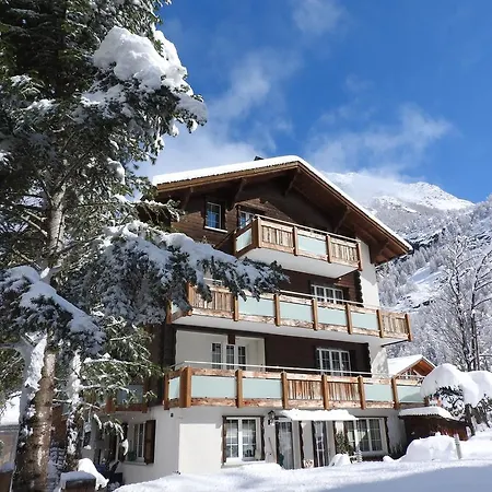 Haus Alpenperle 公寓