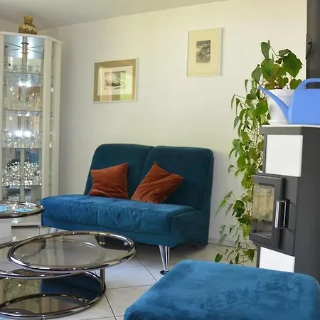Haus Alpenperle 公寓 萨斯阿尔马格尔